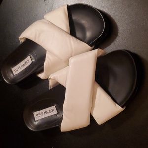 WOMENS STEVE MADDEN SANDALS